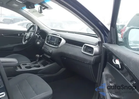 2016 Kia Sorento 2.4L Lx from USA, damaged, VIN 5XYPG4A39GG112908